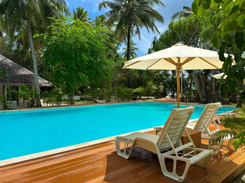 Angaga Island Resort and Spa — 泳池 (第5张,共8张)