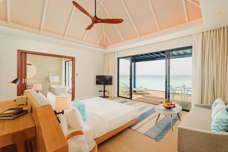 Nova Maldives — Villa-Interieur (Foto 2 von 8)