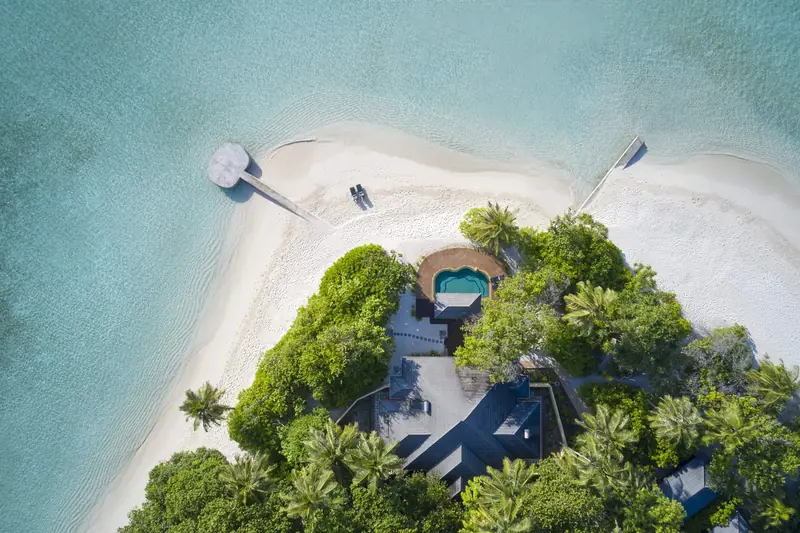 Royal Island Resort and Spa — aerial view (photo 8 of 8)