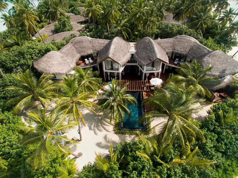 Constance Halaveli Resort — Resortfoto