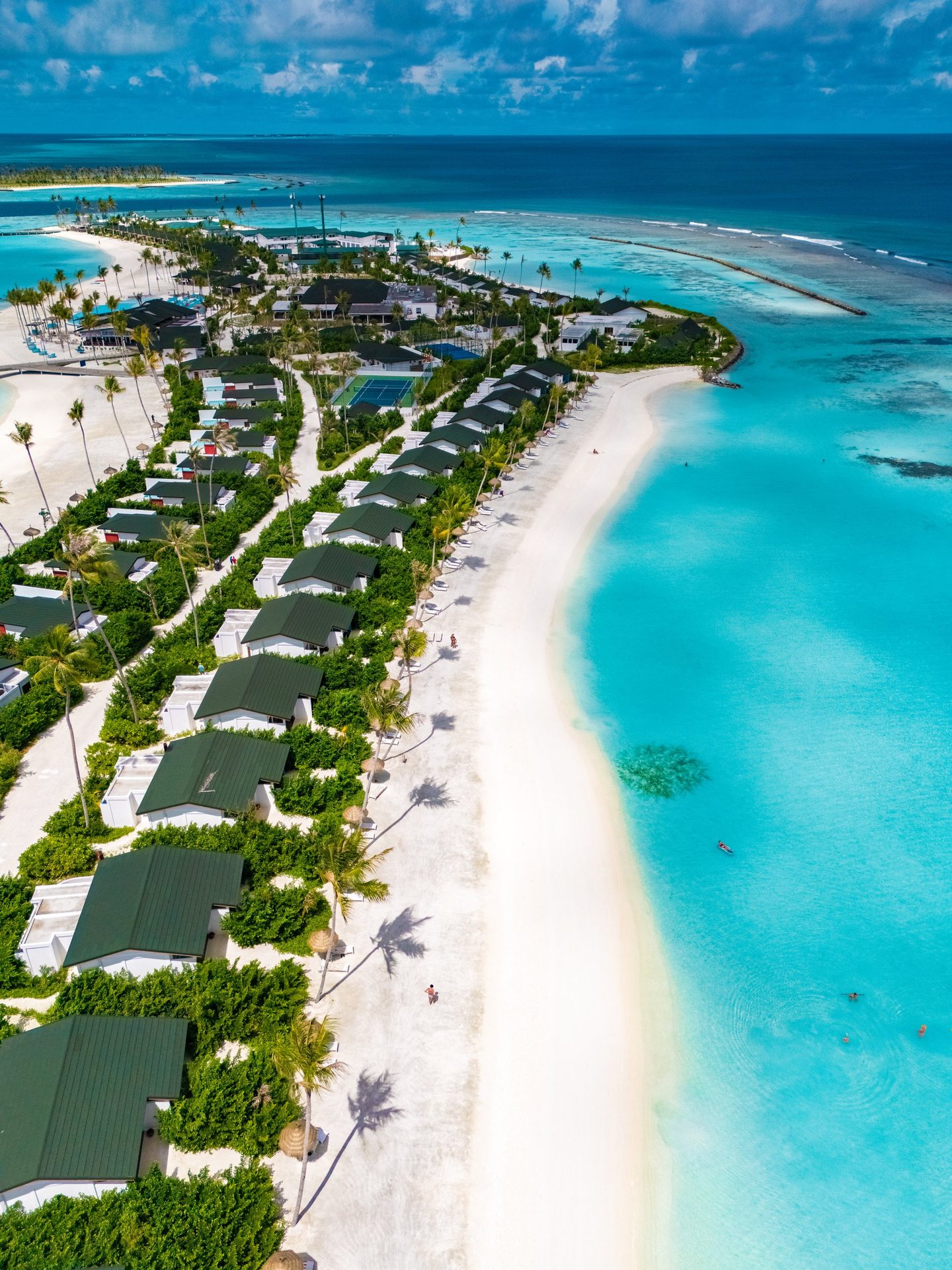 Joy Island — Resortfoto
