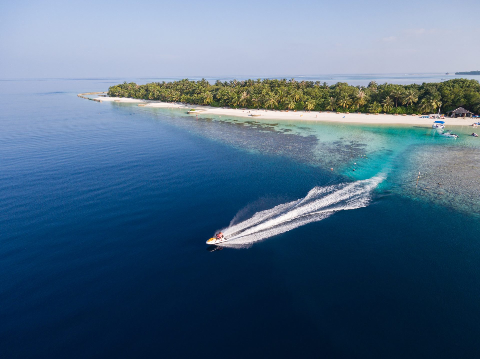 Lily Beach Resort — Resortfoto